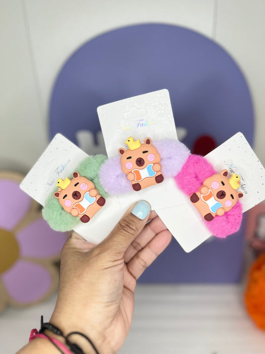 CAPYBARA DUCK HAIR CLIPS